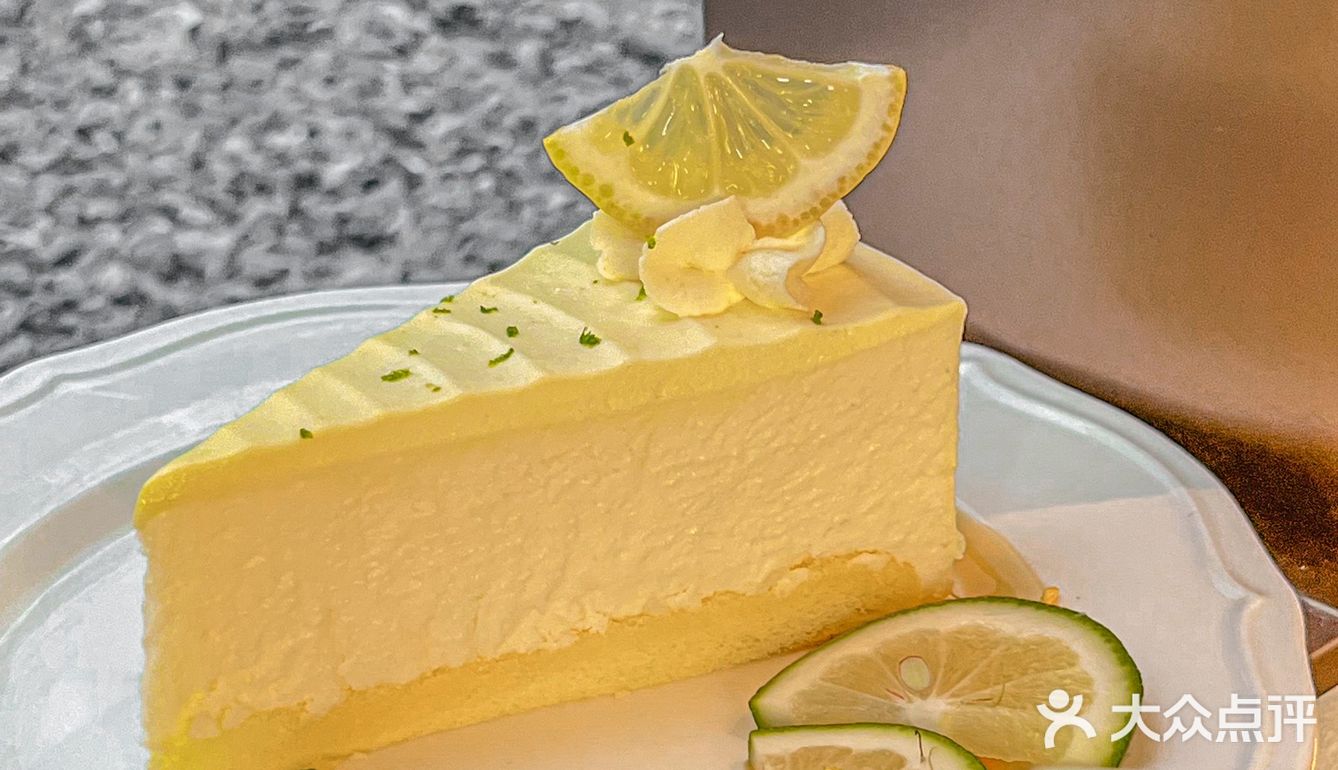 广州探店｜为了这口哈密瓜🍈榴莲千层🍰我愿意每周跑科学城‼️