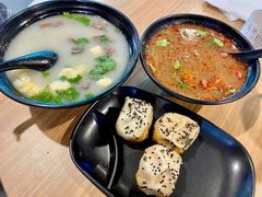 小杨生煎-小杨生煎(金山百联购物中心3楼店)