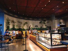 面包甜点陈列柜-星巴克(深圳石岩星城店)