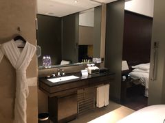 -广州天河希尔顿酒店