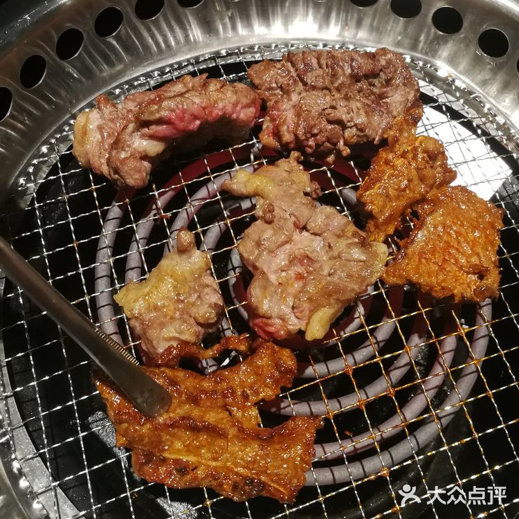 水果都可以自己拿拿拿，还有15元的饮料自助