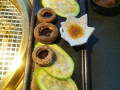-铭牛烧肉·和牛海鲜自助(高新月牙湖店)