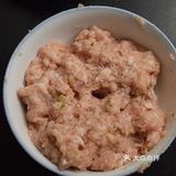 冬瓜丸子汤是一道美味可口的名菜