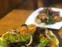 -老东镇啤酒屋海鲜加工·蒸汽海鲜·海鲜烧烤(台东店)