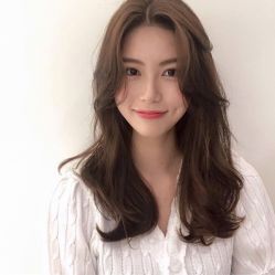 -变画·发型STUDIO