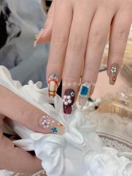 -一奈日式美甲美睫专门店