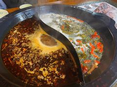 -景明轩•养生酸汤鱼火锅 云贵鲜菌 现舂野果酸汤(王寨小区店)