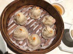 蟹粉小笼包-绿波廊(豫园店)