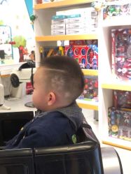 -爆米花儿童美发乐园(布吉华润万象汇店)