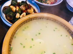 -富正毅三下锅·湘西韵味(天门山索道店)