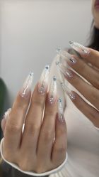 -U+nail优加专业美甲美睫