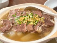 -港丽餐厅(正大店)