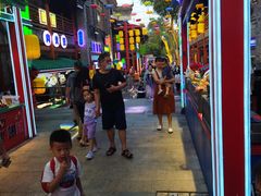 -鸿恩陶然大观园
