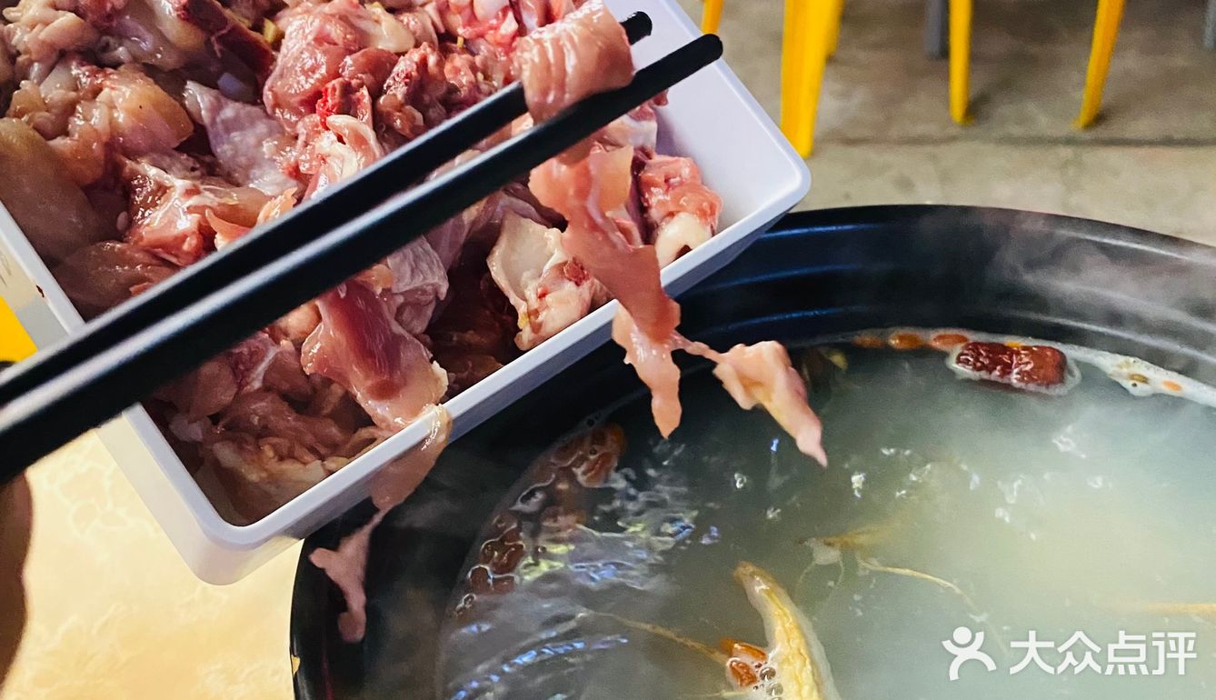 什么！！！在市桥居然隐藏了一家超正的鸡煲！