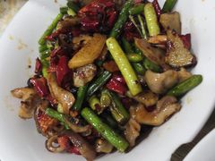 -建辉湖南土菜馆(南大街店)