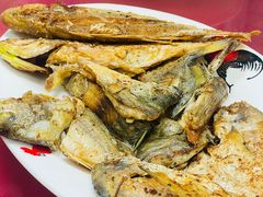 香煎杂鱼-吴川然味美食·地道湛江吴川菜