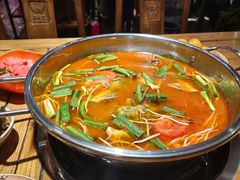 -快活林酸汤鱼鲜品火锅店(甲秀楼店)
