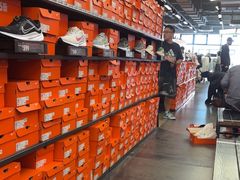 -NIKE上海青浦优选体验店