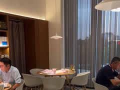 -四季餐厅(华苑店)