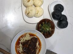 炸酱面-李与白包子铺(桐梓林店)