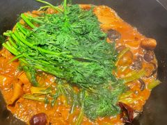 -山河屯铁锅炖·非遗东北菜(南山店)