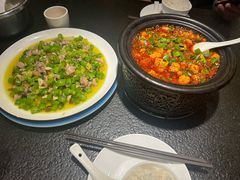-万重锦·人文川菜馆(骡马市店)