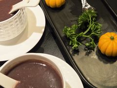 -鲜入唯煮·港式海鲜牛肉火锅(金宝街店)