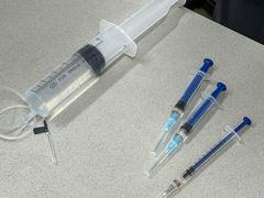 -爱侣宠医·鹦鹉专科·小型哺乳类·异宠专科(灵石路店)