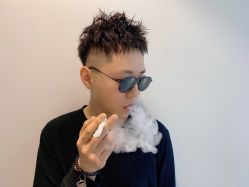 -BULB STUDIO 巴柏明星发型工作室