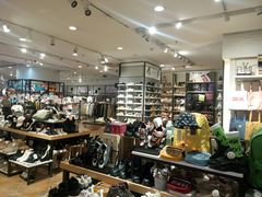 -三福时尚(三峡广场华夏银座店)