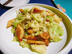 莲花白炒馕-伊带伊路新疆美食府(呼家楼店)