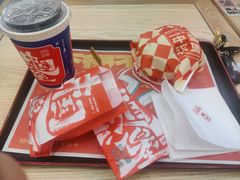 -塔斯汀中国汉堡(徐汇汇京广场店)