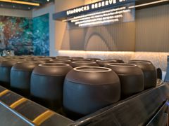 -星巴克臻选(上海合生汇1F店)