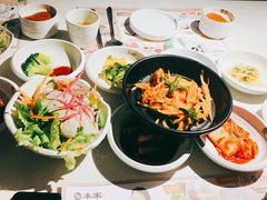 餐前小菜-本家韩国烤肉(青岛万象城店)