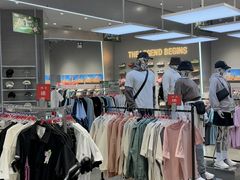 -砂之船奥莱(南京江宁店)