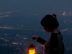 -鬼笑石后山停车场