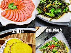 -老刘生态大鱼坊铁锅炖鱼(赛马场店)