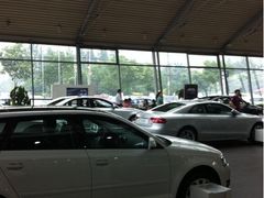 -四川华星名仕奥迪4S店(羊西店)