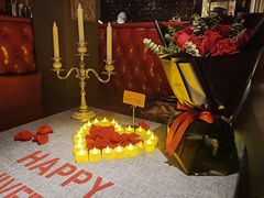 -弦月窗LUNETTE BY AMANDA(复兴路店)