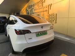 -富君租车(外滩店)