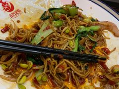 炒粉-去吃龙虾|鲜活小海鲜·鲜货烧烤(红林世界城店)