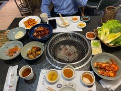 -草家酱蟹炭火烤肉店(珲春南路一店)