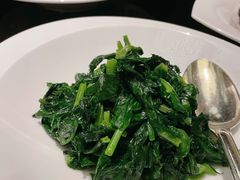 五粮液炒豆苗-北京四季酒店·采逸轩