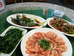 -四川小胡子海鲜(丁村万人海鲜广场店)