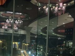 -荣誉国际酒店-云顶旋转餐厅