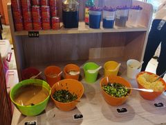 自助调料区-成都玉林串串香火锅(三八店)