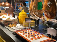 -钱小奴海鲜自助黑金店(杭州滨江龙湖店)
