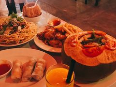 -Lanterns Vietnamese Restaurant
