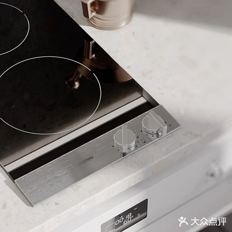 北京  海淀区  31平方小蜗居设计！黑&白