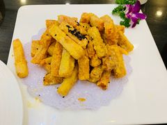 咸蛋黄焗南瓜-鸿运楼烤鸭店(天桥店)